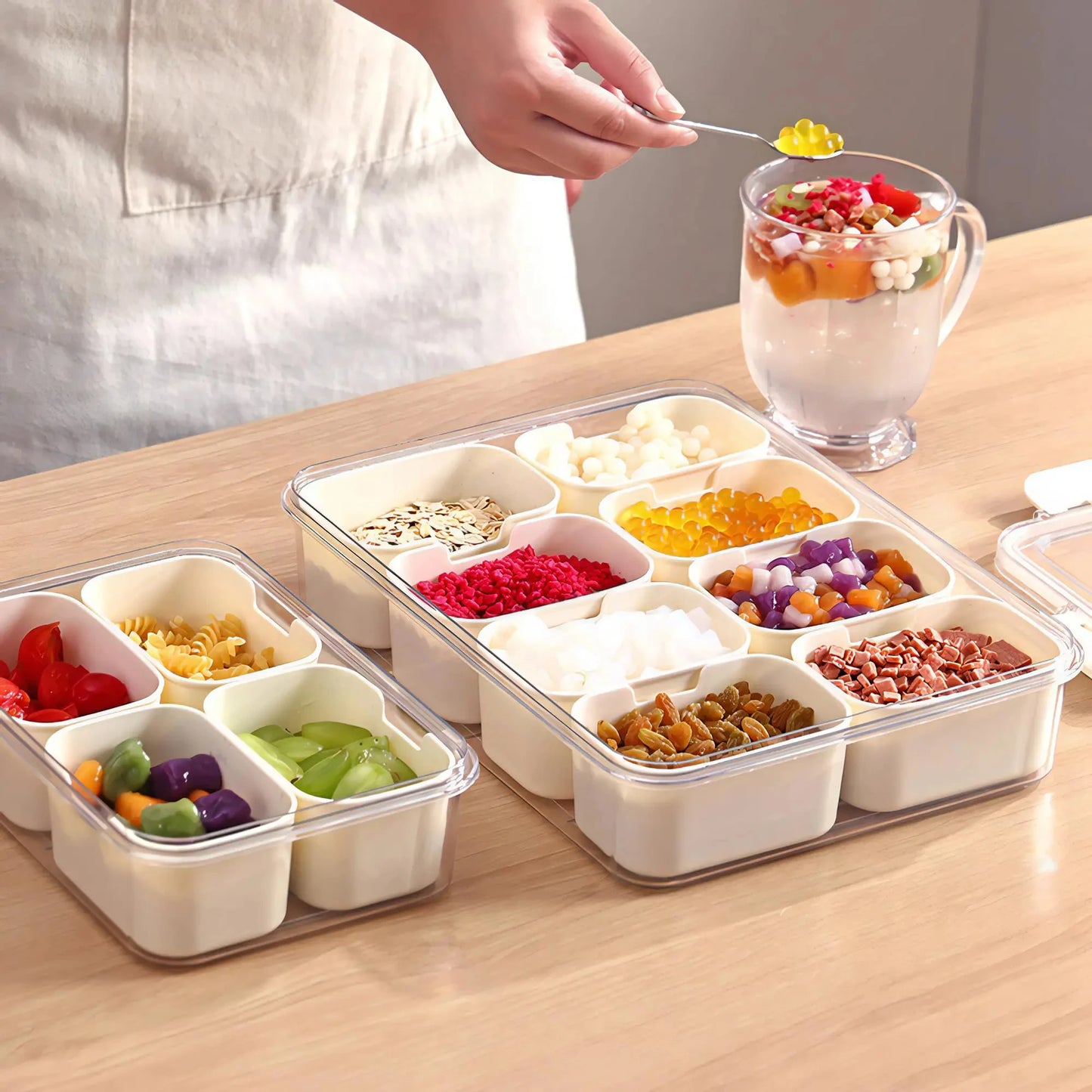 Elevate your kitchen or party setup with this clear 8-grid compartmental food organizer tray. Perfect for toppings, snacks, condiments, or charcuterie spreads, it keeps everything neatly separated and easy to serve. Great for home use, events, or buffet-style gatherings!