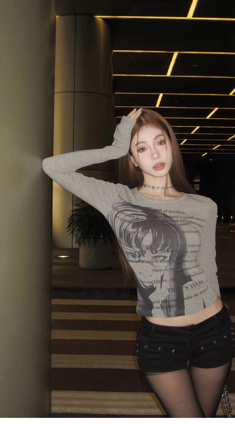 Y2K Grunge Graphic Long Sleeve Crop Top – Gray Univibeshop